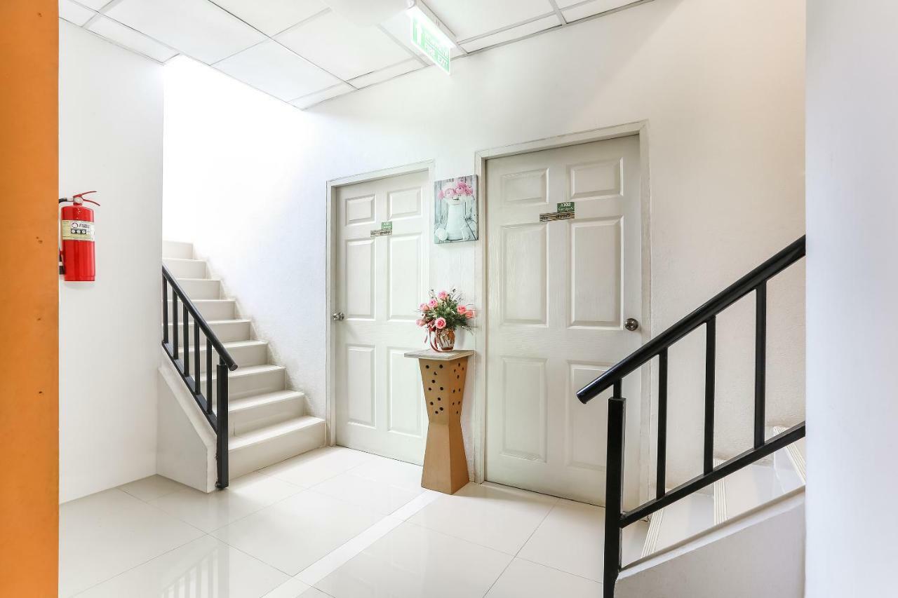 OYO 339 Nakara Boutique Chiang Mai Hotel Bagian luar foto